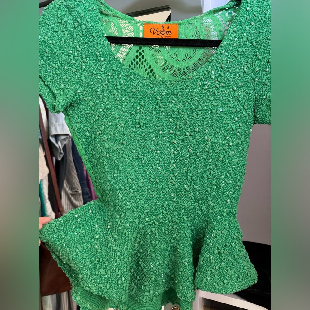Voom sparkly emerald green top size small